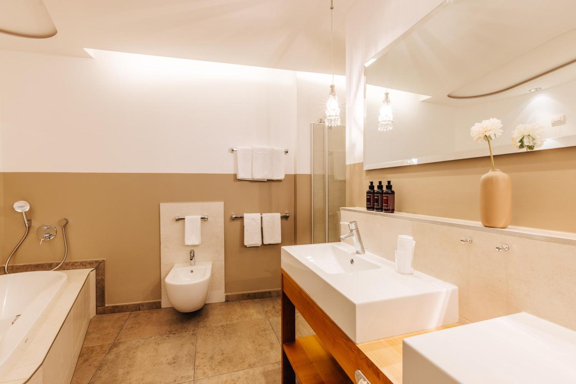 Hotel Hohenwart シェーナ エクステリア 写真